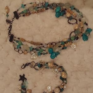 Stunning Tres Jolie necklace and bracelet.